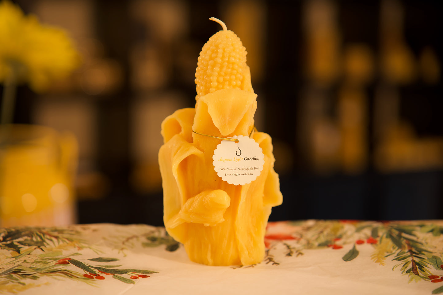 Country charm beeswax pillar with detailed bird perched on cornstalks, 3.25x7 inches